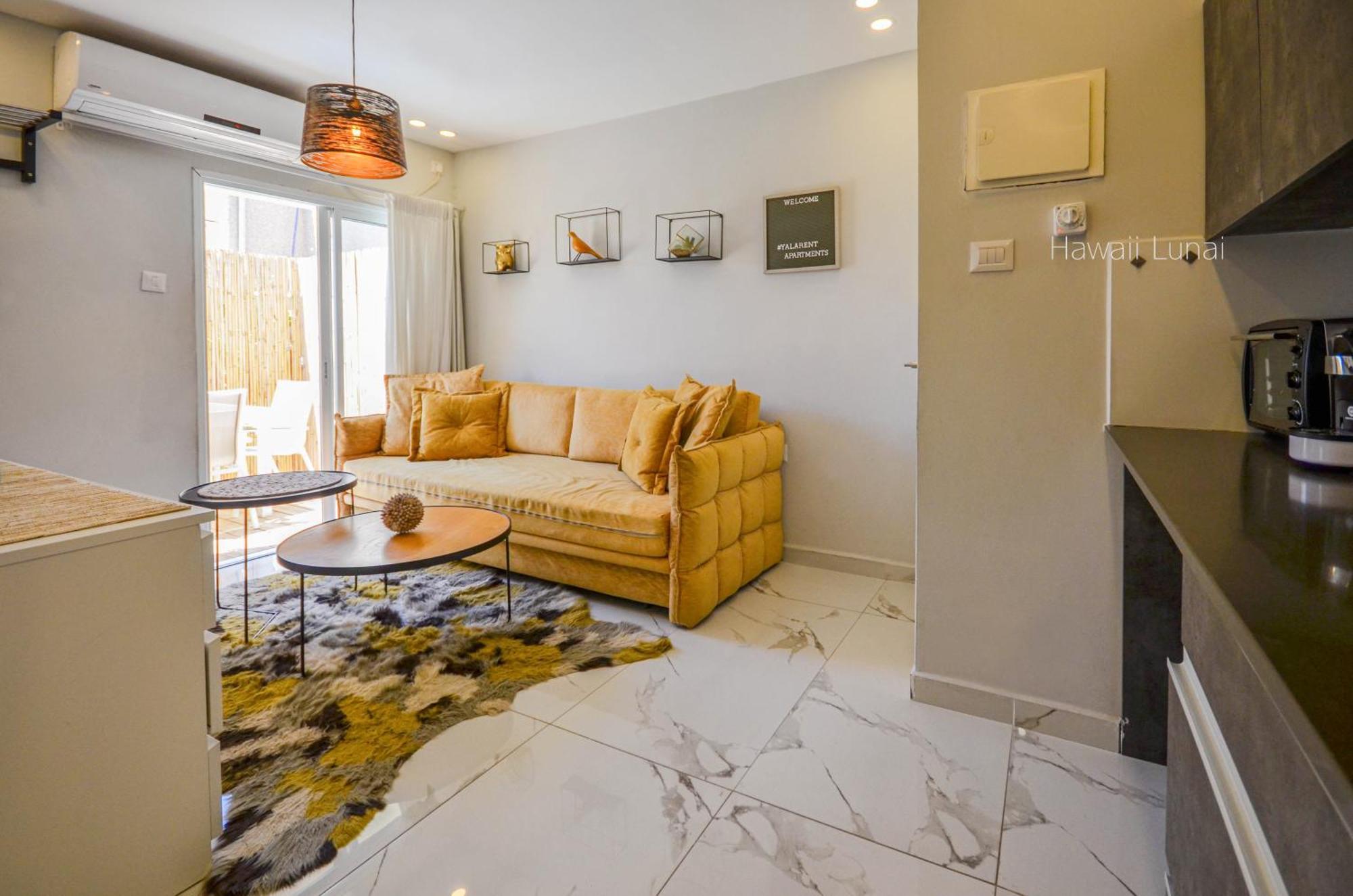 Amazing Studio And 1 Bedroom Apartments In 엘라트 외부 사진